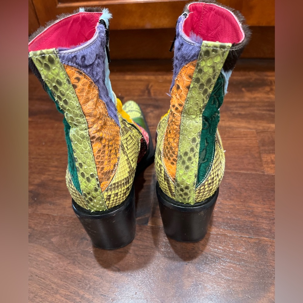 Colorful Western Boots - Picture 3 of 9